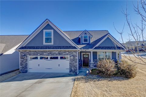 A home in Easley