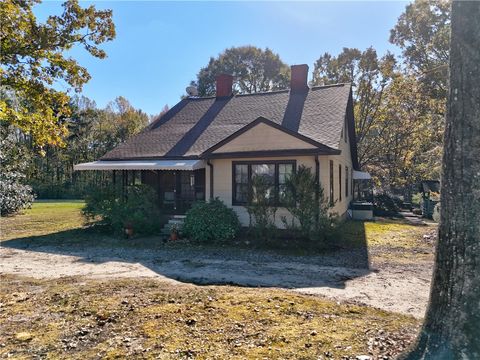 Photo of 245 Cromer Road, Williamston, SC 29697 (MLS # 20294560)