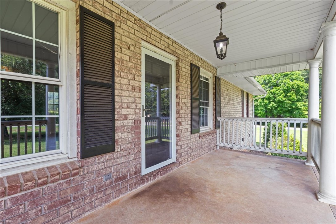 2102 Anderson Highway, Williamston, South Carolina image 4