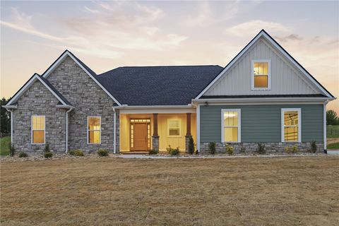 Homes For Sale - 736 Stewart Gin Road<br/> Liberty, SC 29657