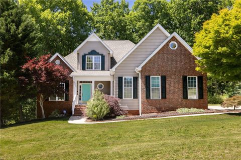 Photo of 110 Brookstone Way, Central, SC 29630 (MLS # 20301301)