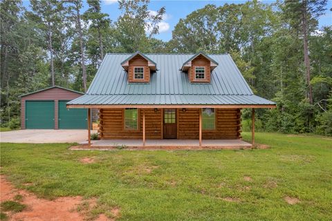 Homes For Sale - 280 Shore Crest Drive<br/> Stephens County, Martin, GA 30557