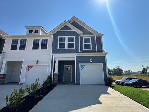 Townhouse For Sale - 251 Cali Way<br/> Piedmont, SC 29673