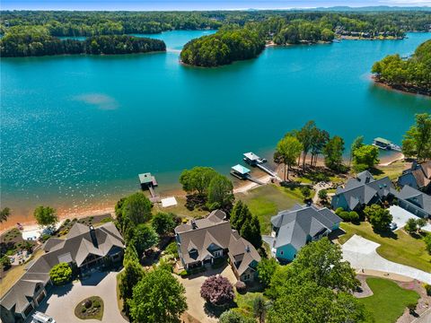 Photo of 302 Bay Hill Drive, West Union, SC 29696 (MLS # 20300182)