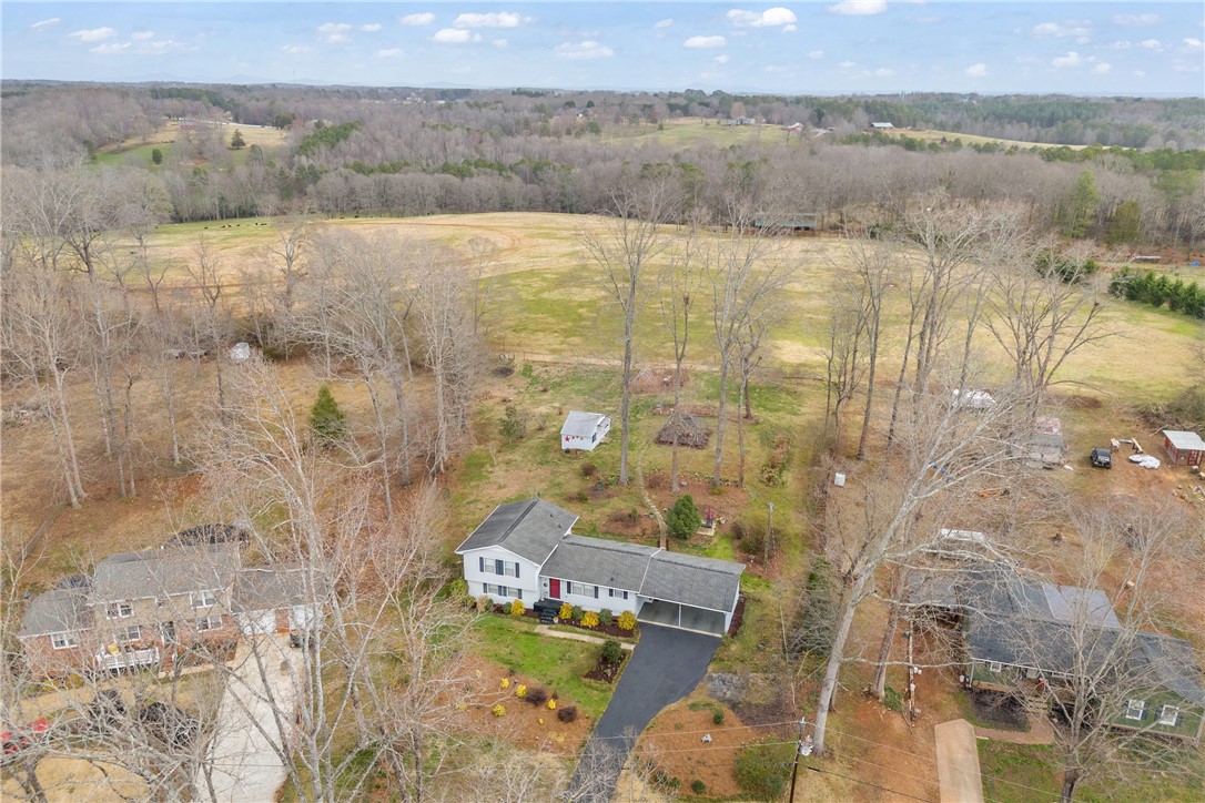 439 Eastcliff Drive, West Union, South Carolina image 2