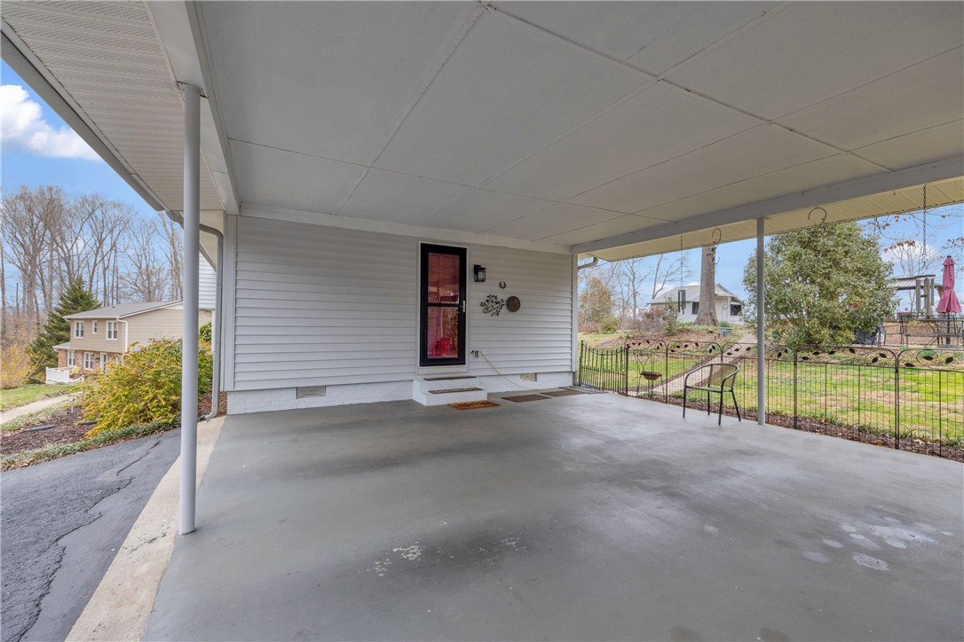 439 Eastcliff Drive, West Union, South Carolina image 16