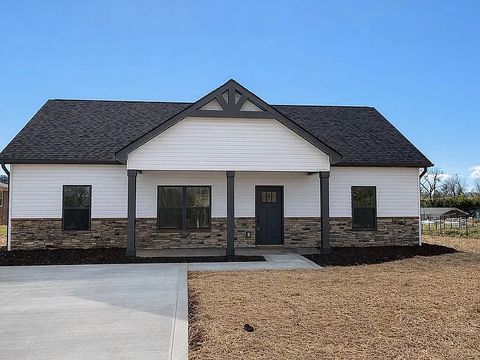 Photo of 704 Mitchell Drive, Seneca, SC 29678 (MLS # 20296477)