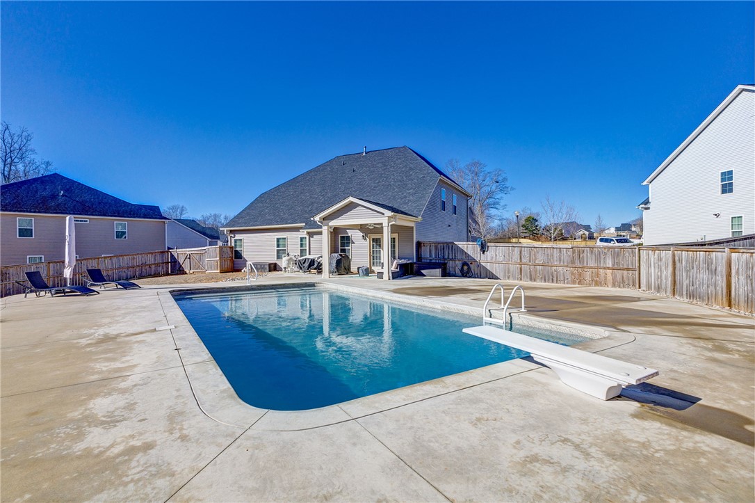 352 Avendell Drive, Easley, South Carolina image 39