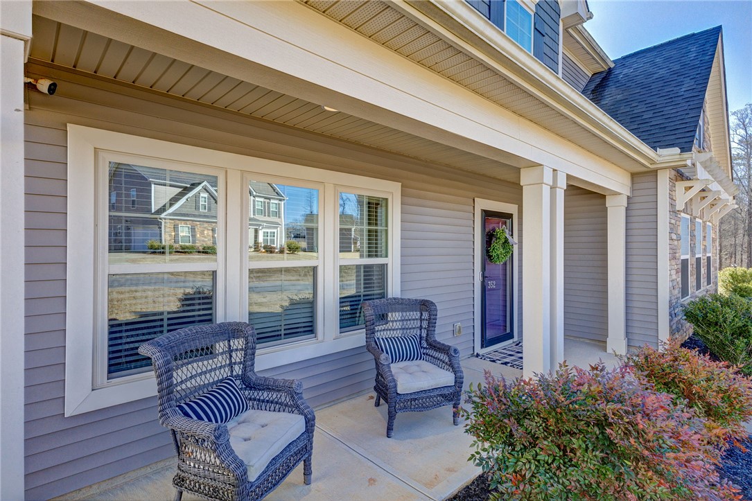 352 Avendell Drive, Easley, South Carolina image 3