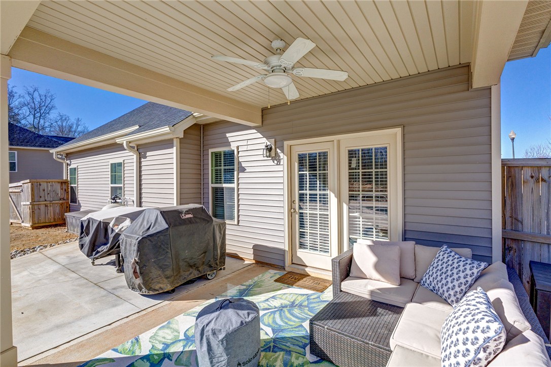 352 Avendell Drive, Easley, South Carolina image 34