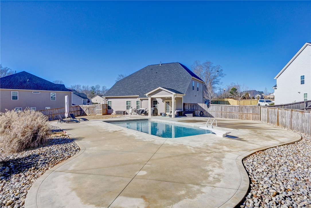352 Avendell Drive, Easley, South Carolina image 38