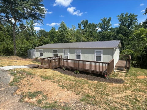 Mobile Home For Sale - 303 Manor Lane<br/> Seneca, SC 29672