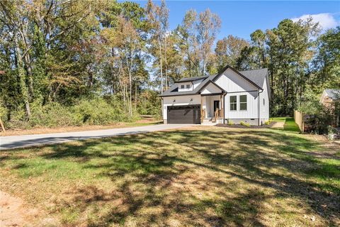 Photo of 304 Palmetto Parkway, Belton, SC 29627 (MLS # 20293818)