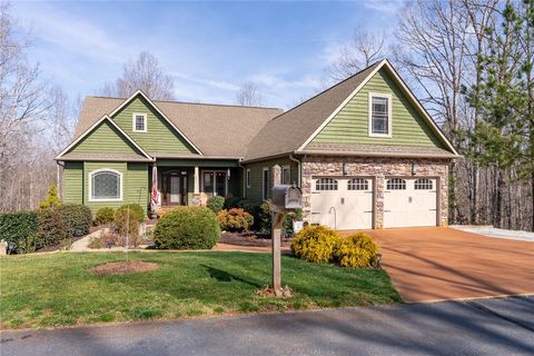 Photo of 221 Serenity Drive, Pickens, SC 29671 (MLS # 20298481)