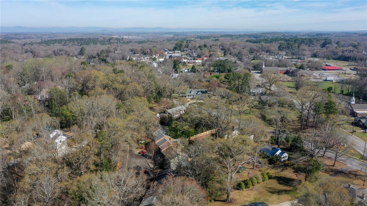 388 Micasa Drive, Pendleton, South Carolina image 3