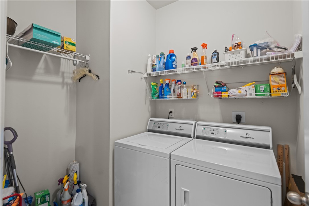 Anderson, South Carolina 29621, United States, 4 Bedrooms Bedrooms, ,3 BathroomsBathrooms,Residential,Active,192674