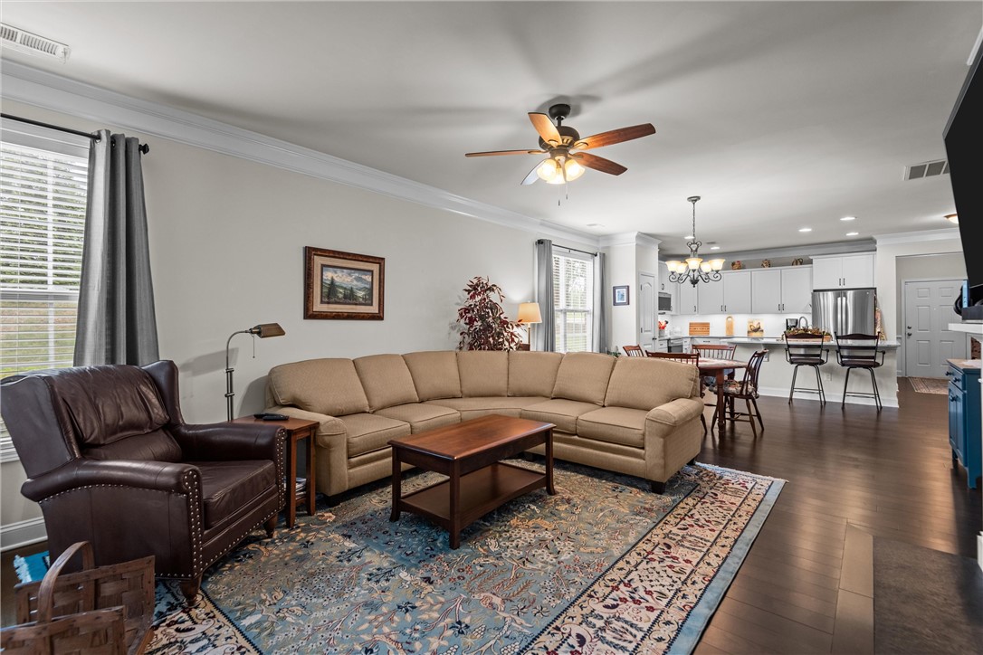 Anderson, South Carolina 29621, United States, 4 Bedrooms Bedrooms, ,3 BathroomsBathrooms,Residential,Active,192674