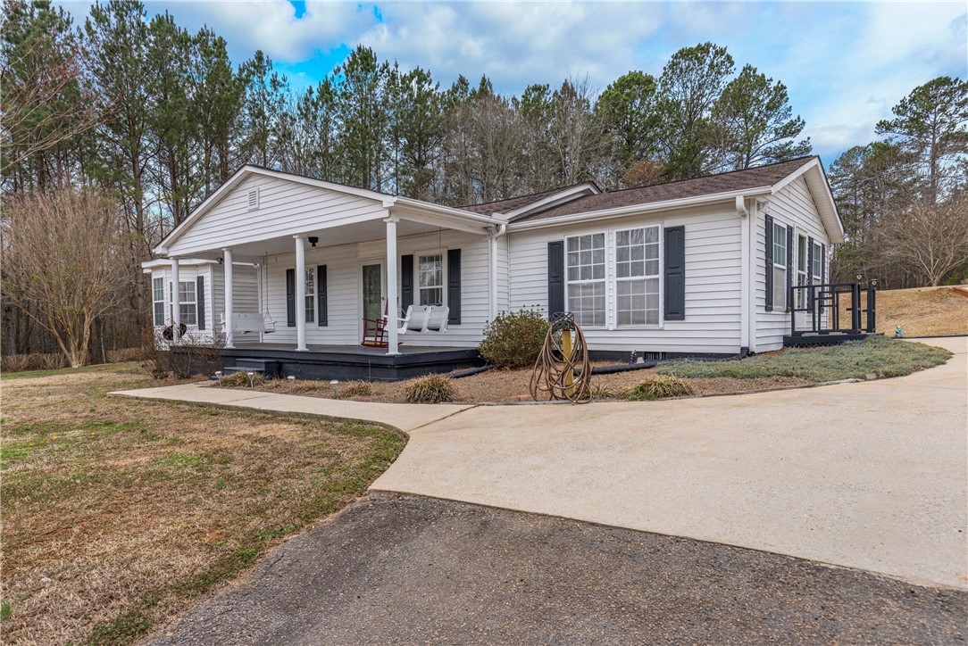 882 Red Hill Road, Pickens, South Carolina image 2