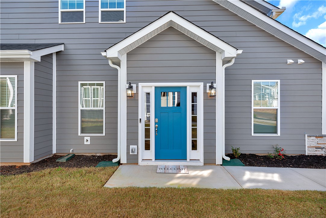 Central, South Carolina 29630, United States, 3 Bedrooms Bedrooms, ,3 BathroomsBathrooms,Residential,Active,183787