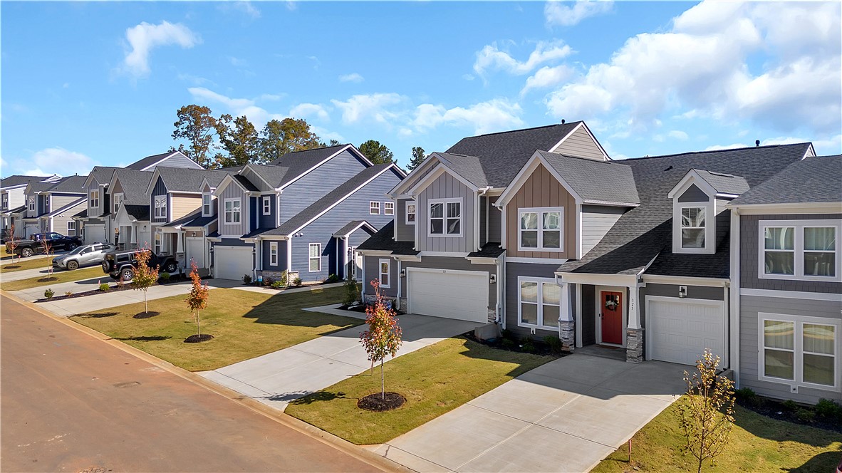 Central, South Carolina 29630, United States, 3 Bedrooms Bedrooms, ,3 BathroomsBathrooms,Residential,Active,183787