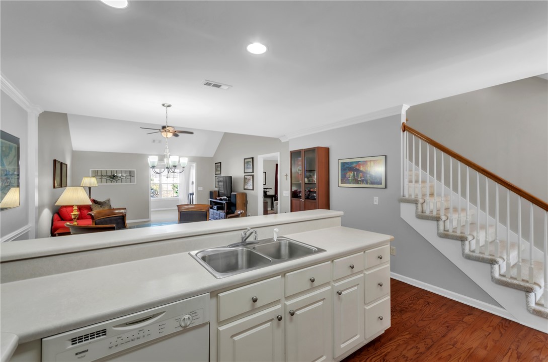 70 Magnolia Crest Drive, Simpsonville, South Carolina image 8