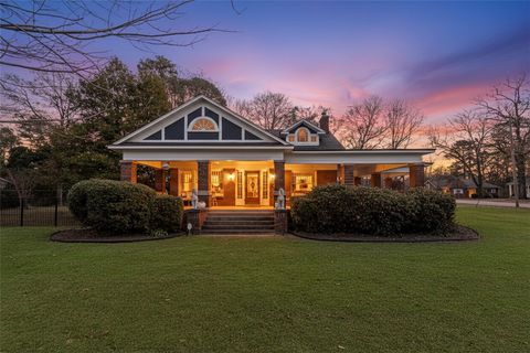 Photo of 227 S Main Street, Honea Path, SC 29654 (MLS # 20302244)