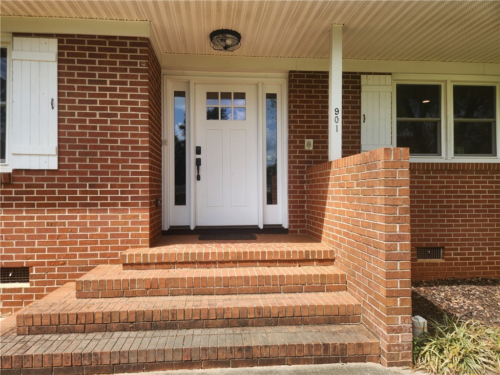 901 Hopkins Avenue, Pendleton, South Carolina image 3