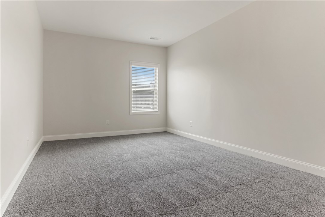 Anderson, South Carolina 29621, United States, 5 Bedrooms Bedrooms, ,3 BathroomsBathrooms,Residential,Active,204619