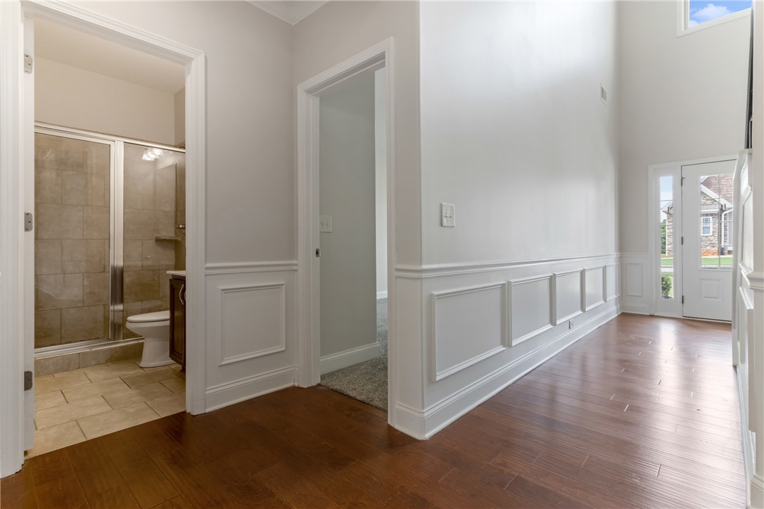 Anderson, South Carolina 29621, United States, 5 Bedrooms Bedrooms, ,3 BathroomsBathrooms,Residential,Active,204619