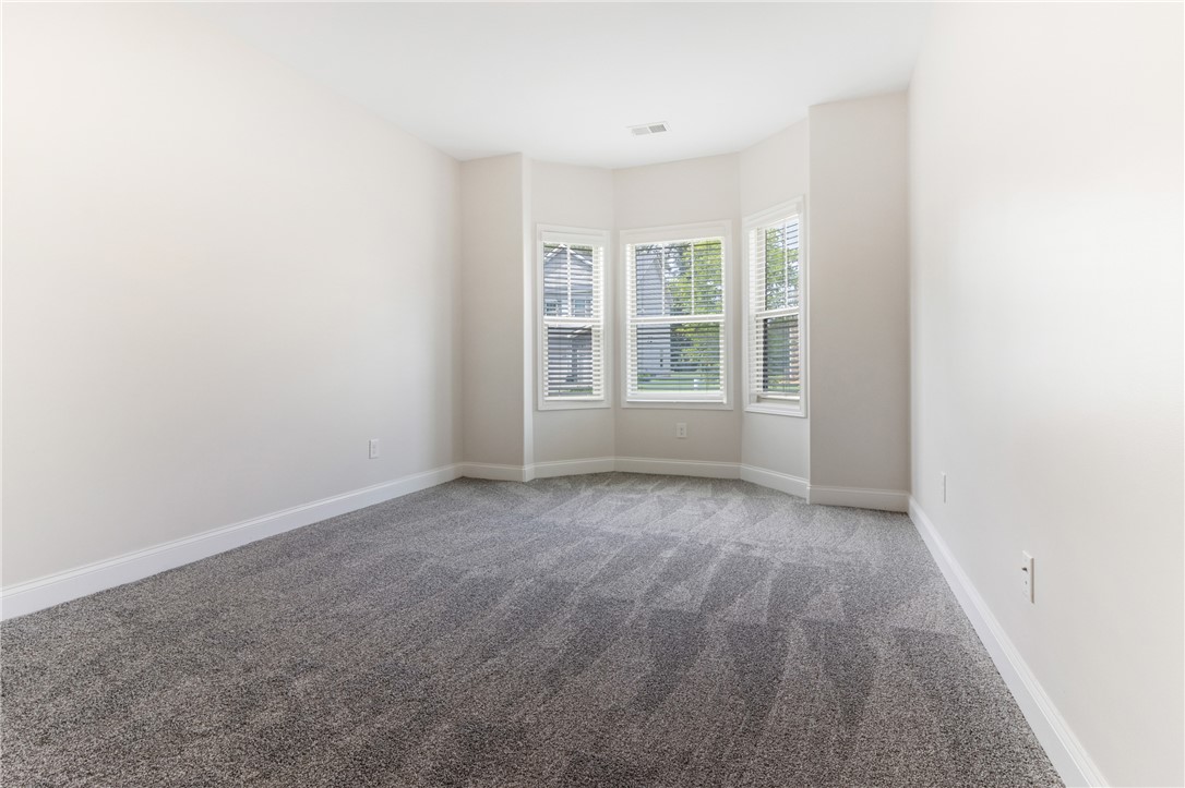 Anderson, South Carolina 29621, United States, 5 Bedrooms Bedrooms, ,3 BathroomsBathrooms,Residential,Active,204619