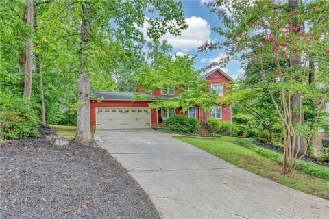 Photo of 16 Pine View Terrace, Taylors, SC 29687 (MLS # 20305013)