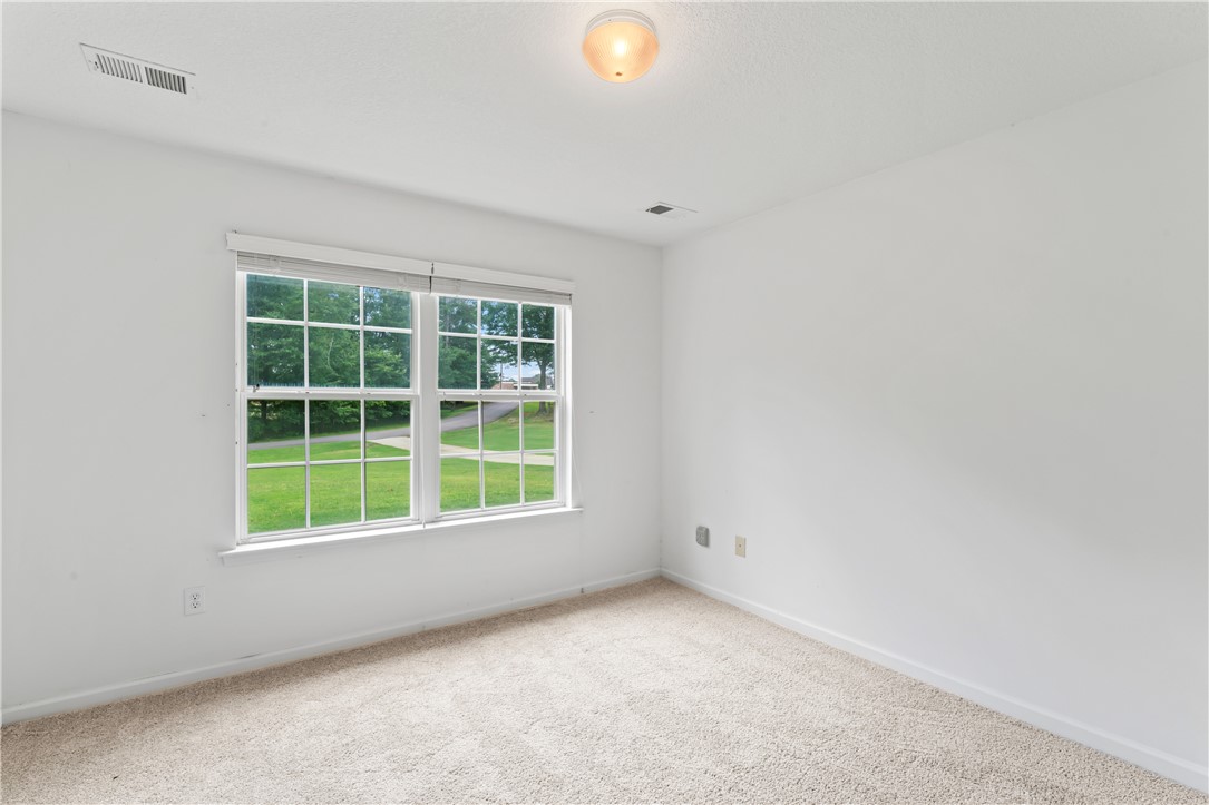 Anderson, South Carolina 29621, United States, 3 Bedrooms Bedrooms, ,2 BathroomsBathrooms,Residential,Pending,155055