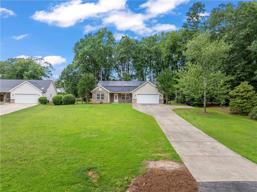 Anderson, South Carolina 29621, United States, 3 Bedrooms Bedrooms, ,2 BathroomsBathrooms,Residential,Pending,155055