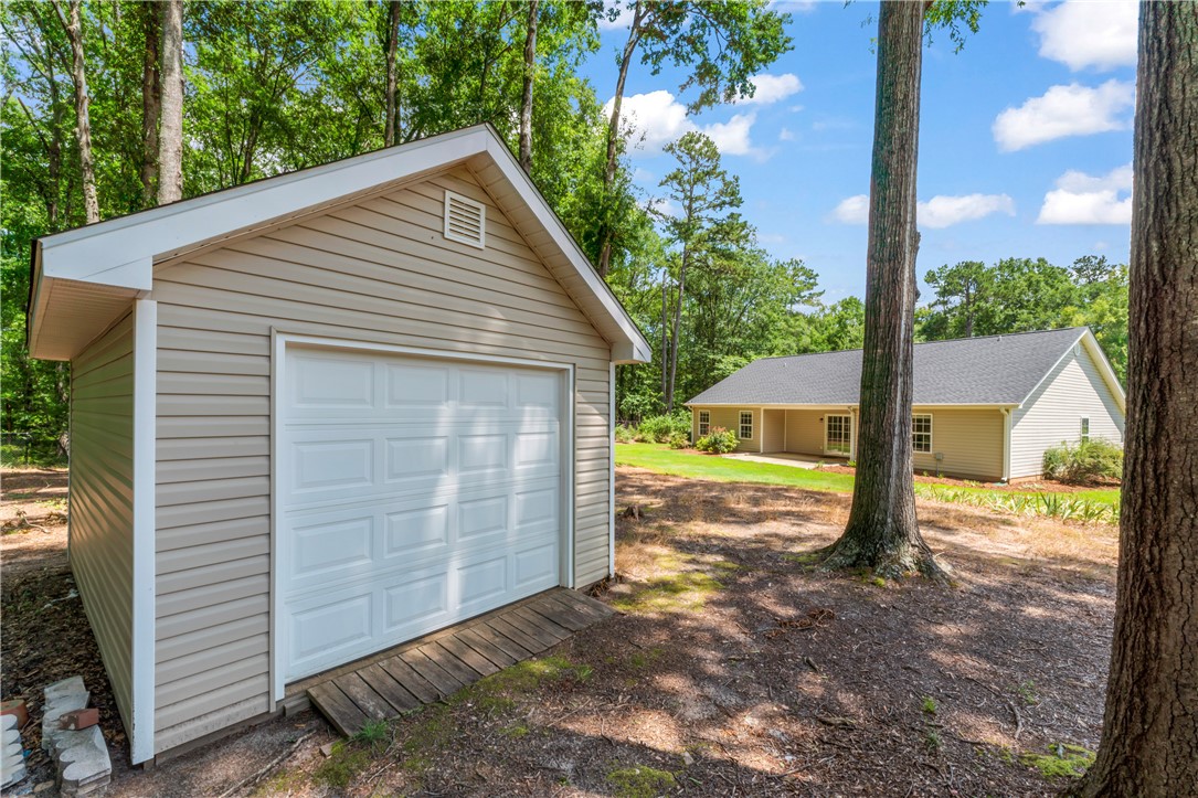 Anderson, South Carolina 29621, United States, 3 Bedrooms Bedrooms, ,2 BathroomsBathrooms,Residential,Pending,155055