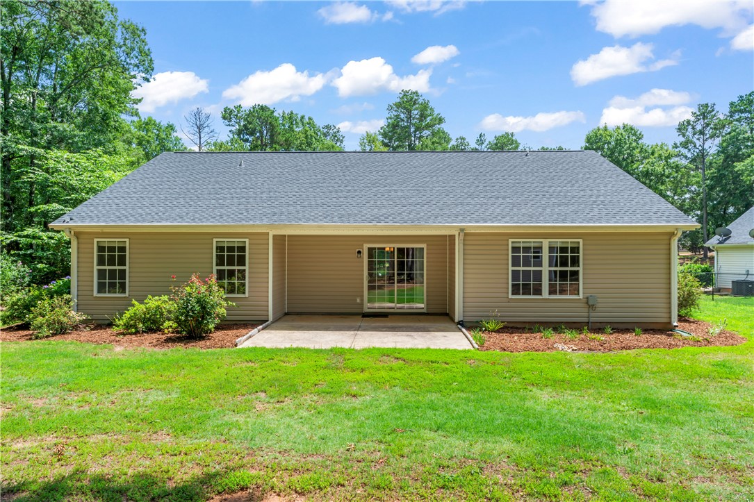 Anderson, South Carolina 29621, United States, 3 Bedrooms Bedrooms, ,2 BathroomsBathrooms,Residential,Pending,155055