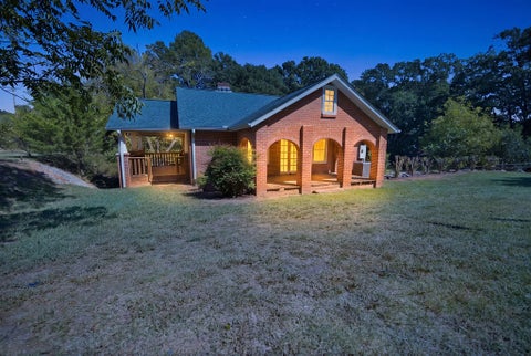 Photo of 403 S Pew Street, Westminster, SC 29693 (MLS # 20306879)