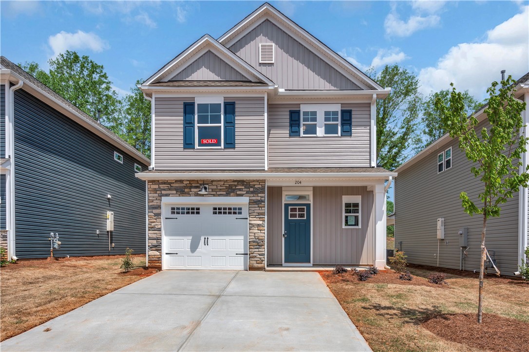 204 Brown Circle, Easley, South Carolina image 1