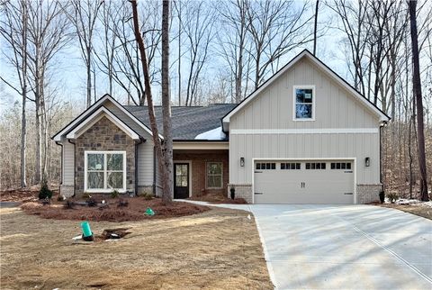 Photo of 111 Birch Court, Westminster, SC 29693 (MLS # 20295387)