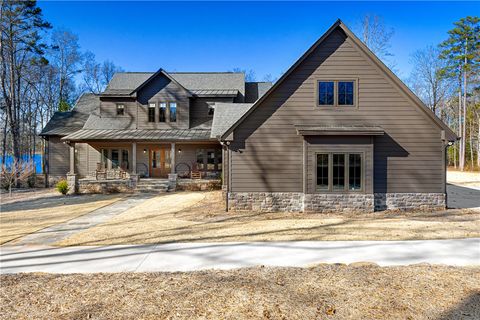 Photo of 158 Rosewood Circle, Hartwell, GA 30643 (MLS # 20298135)