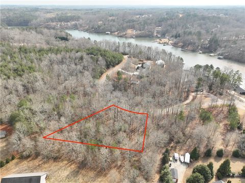 Vacant Land For Sale - 130 W Waters Edge Lane<br/> West Union, SC 29696