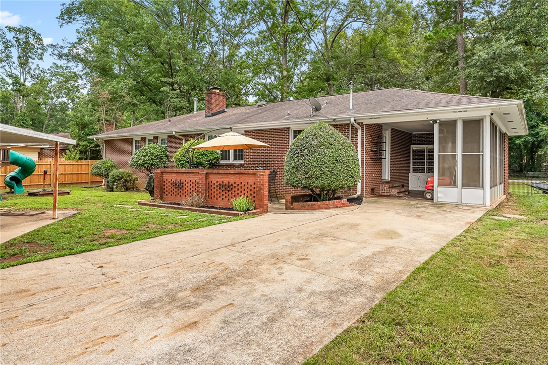 Anderson, South Carolina 29621, United States, 3 Bedrooms Bedrooms, ,2 BathroomsBathrooms,Residential,Active,190215