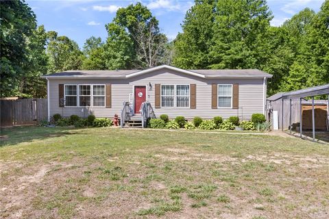 125 Avery Drive Easley SC 29640