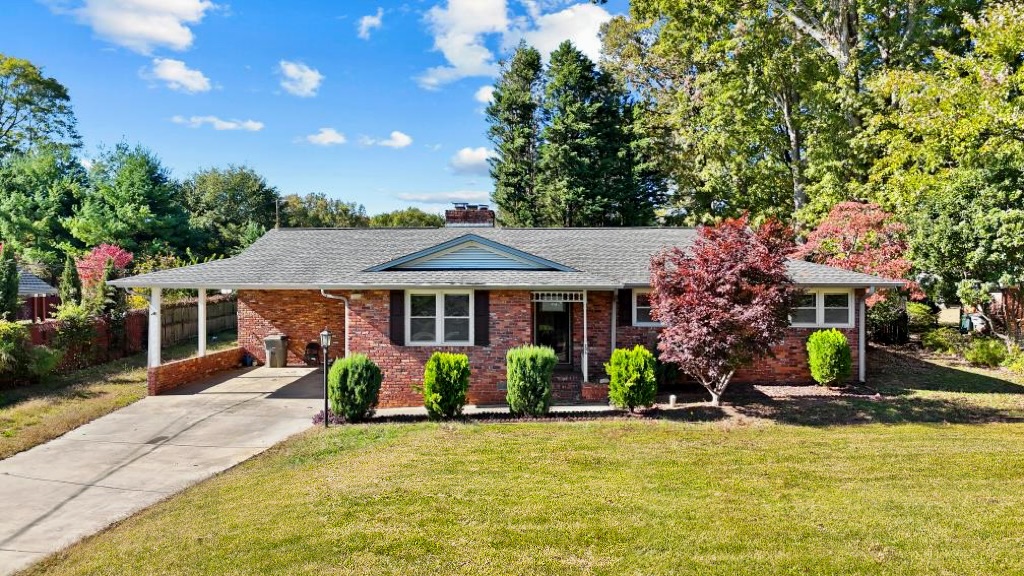 206 Lions Club Road, Greenville, South Carolina image 1