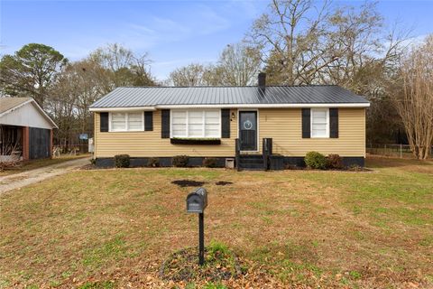 Photo of 12 Tasha Drive, Pelzer, SC 29669 (MLS # 20295340)