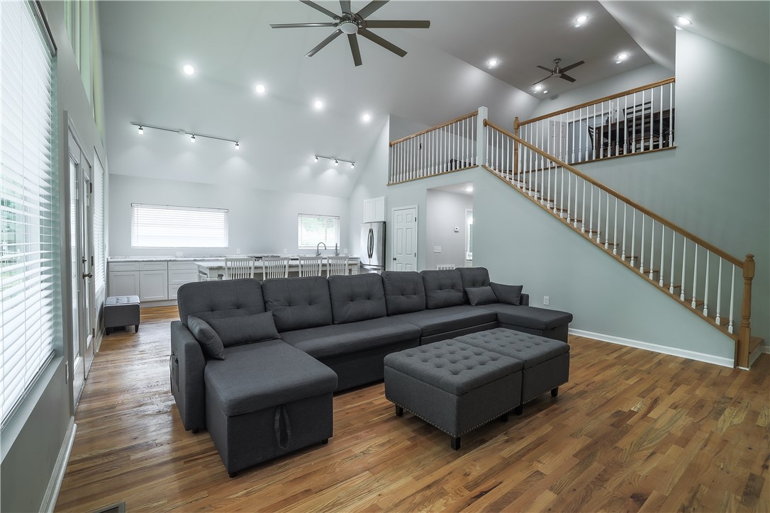 425 Lakewood Drive, Townville, South Carolina image 4