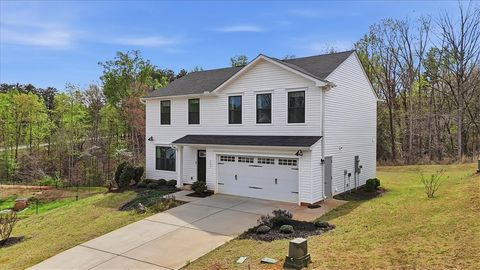 Photo of 117 Wells Station Road, Seneca, SC 29678 (MLS # 20299066)