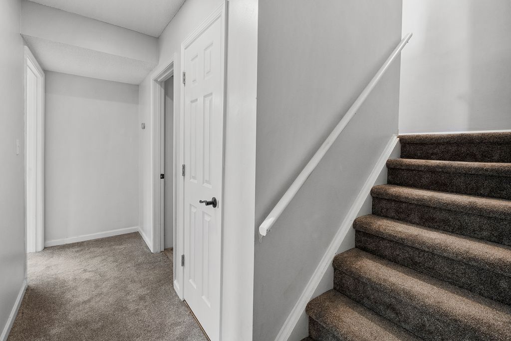 Anderson, South Carolina 29625, United States, 3 Bedrooms Bedrooms, ,4 BathroomsBathrooms,Residential,Active,256817