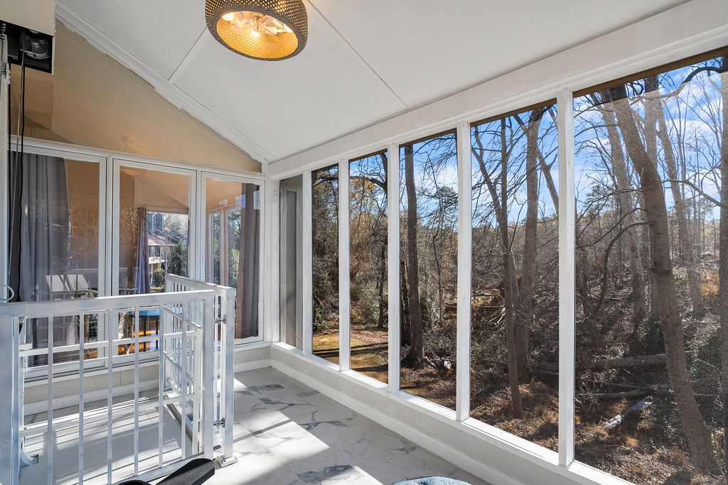 Anderson, South Carolina 29625, United States, 3 Bedrooms Bedrooms, ,4 BathroomsBathrooms,Residential,Active,256817