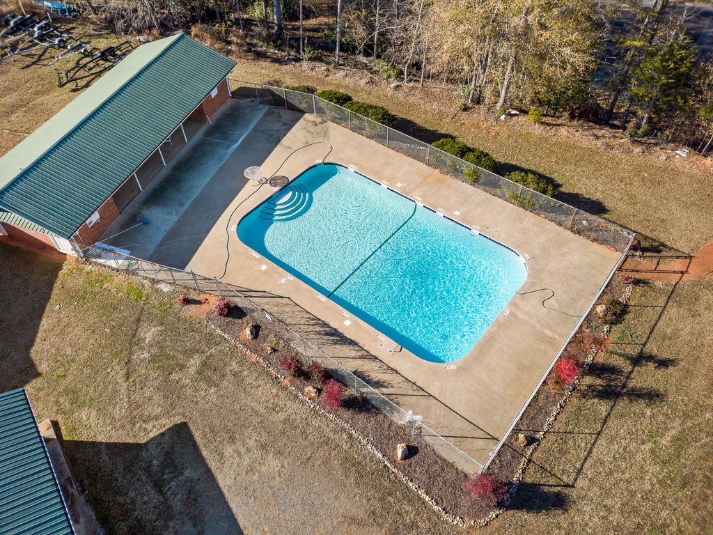 Anderson, South Carolina 29625, United States, 3 Bedrooms Bedrooms, ,4 BathroomsBathrooms,Residential,Active,256817