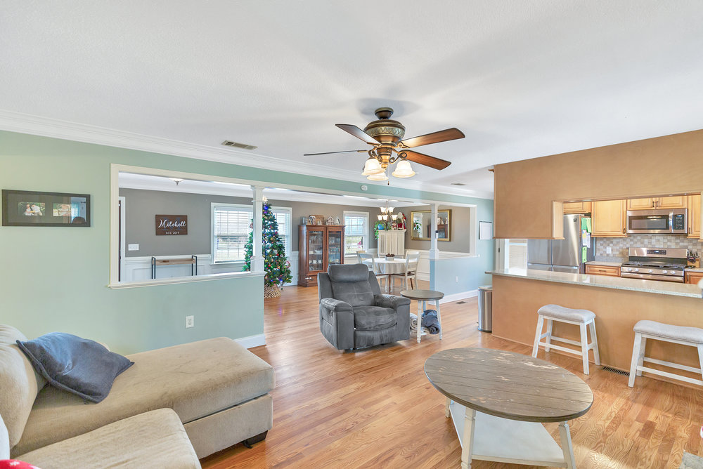 Anderson, South Carolina 29621, United States, 3 Bedrooms Bedrooms, ,3 BathroomsBathrooms,Residential,Active,254014